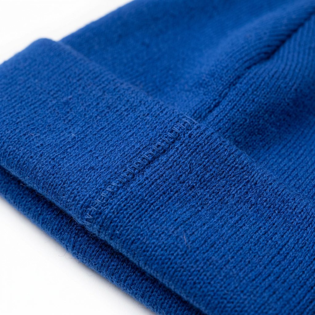 Professional Ultimate Frisbee Beanie – Premium Athletic Winter Headwear - Image 4